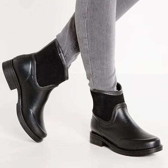 ugg ankle rain boots